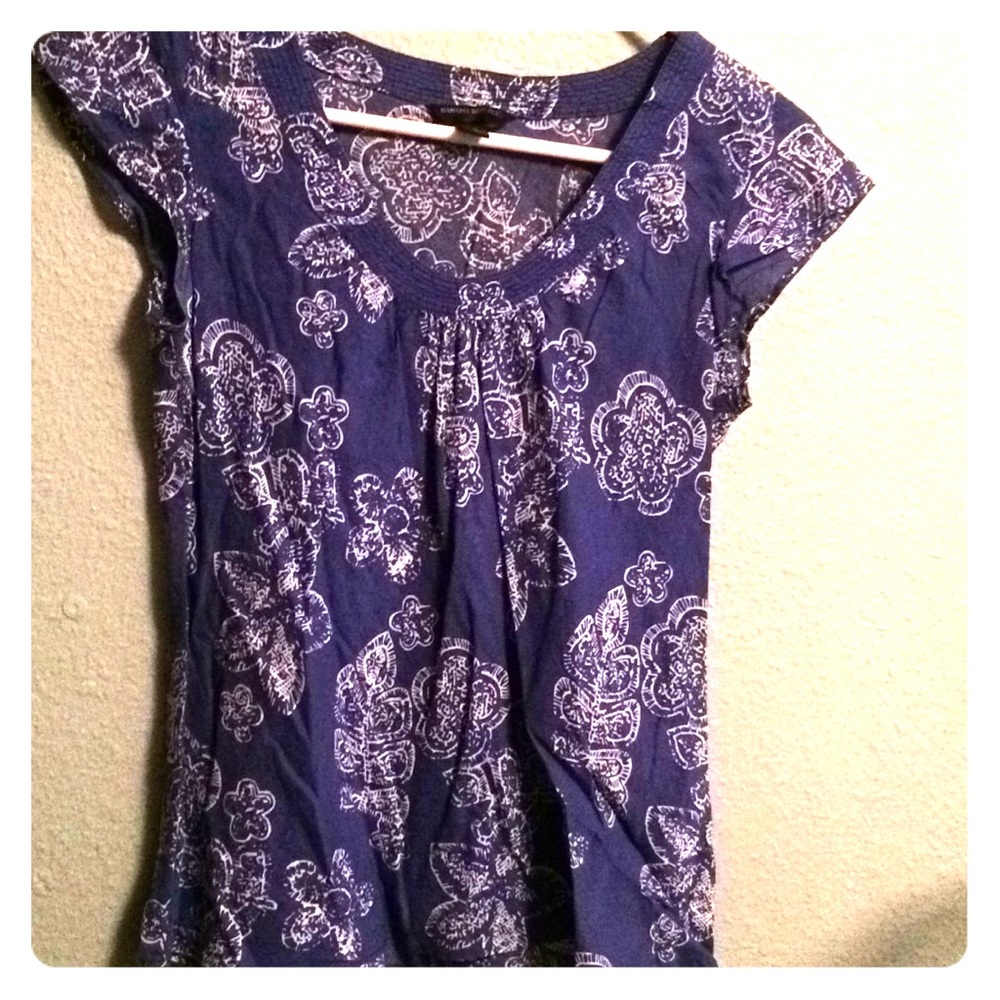 Banana Republic XS blouse shirt blue white floral